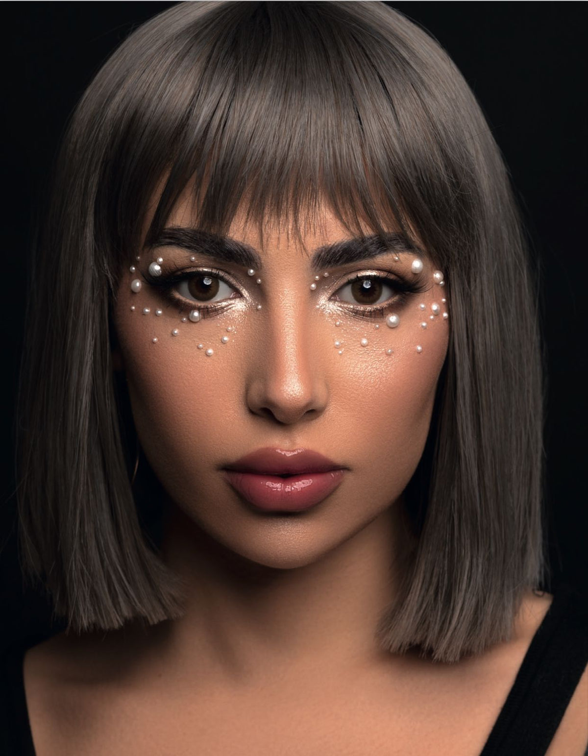 עדשות לעיניים + תמיסה רב תכליתית + מסכת זהב לפנים מתנה LOROYAL