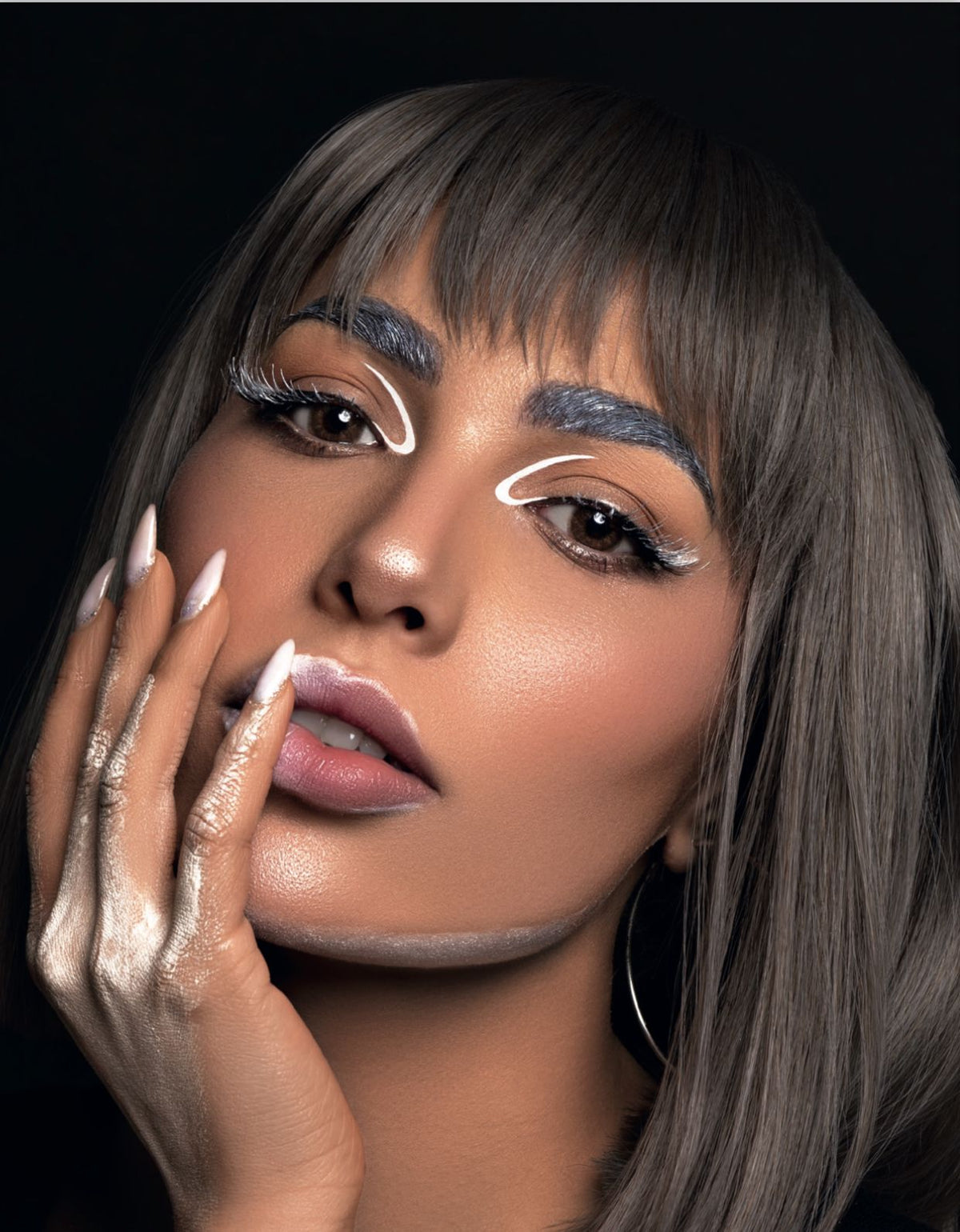 עדשות לעיניים + תמיסה רב תכליתית + מסכת זהב לפנים מתנה LOROYAL