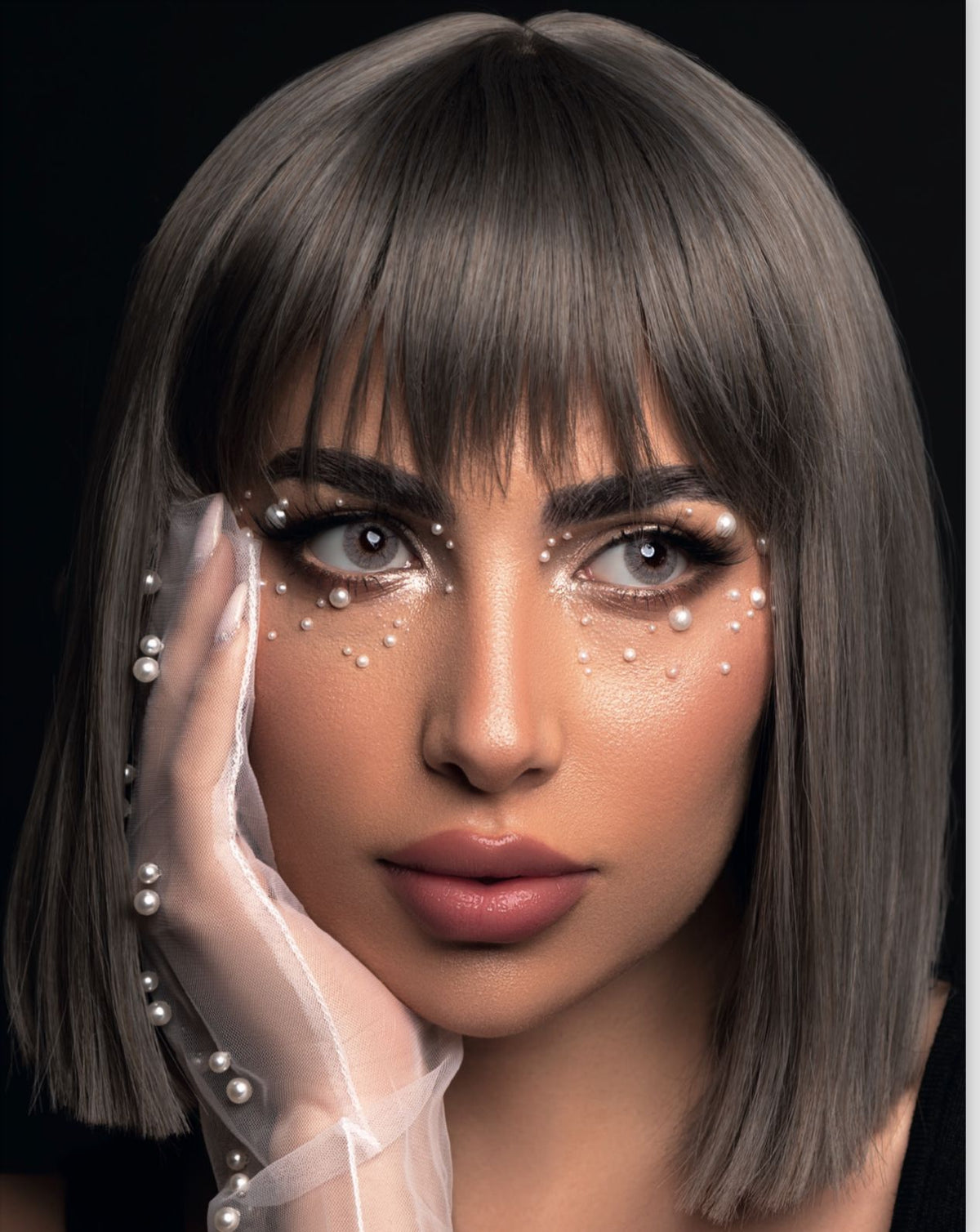 עדשות לעיניים + תמיסה רב תכליתית + מסכת זהב לפנים מתנה LOROYAL