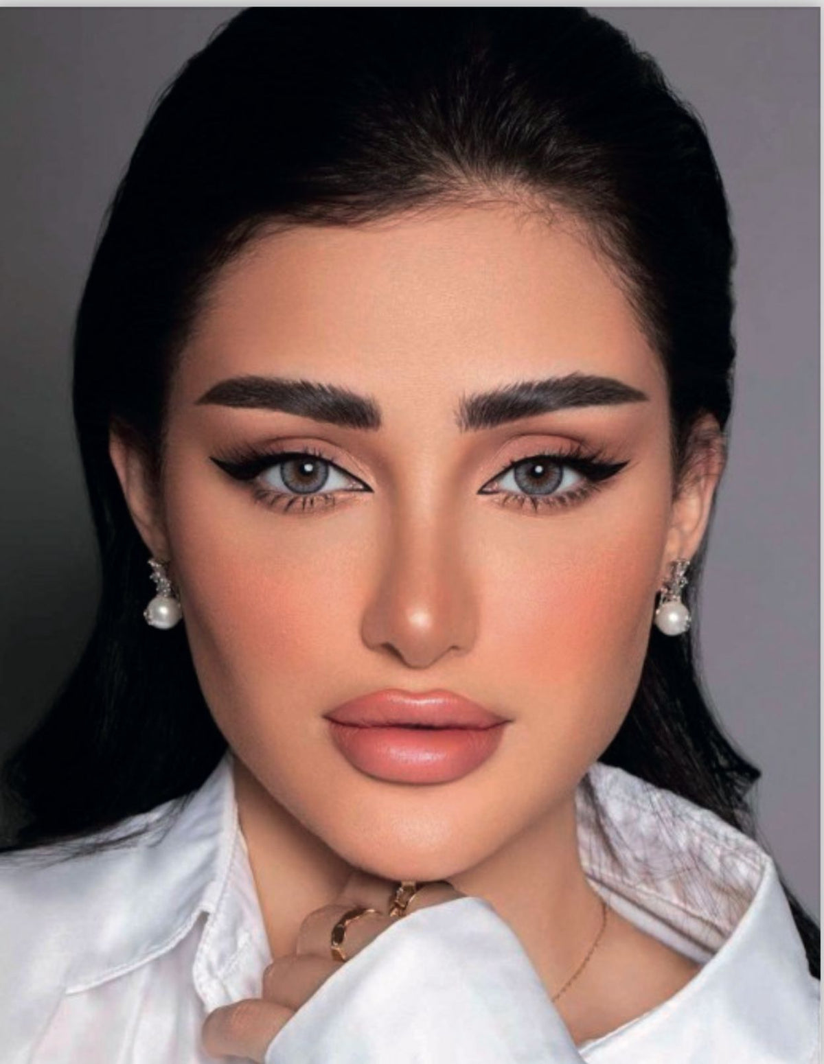 עדשות לעיניים + תמיסה רב תכליתית + מסכת זהב לפנים מתנה LOROYAL