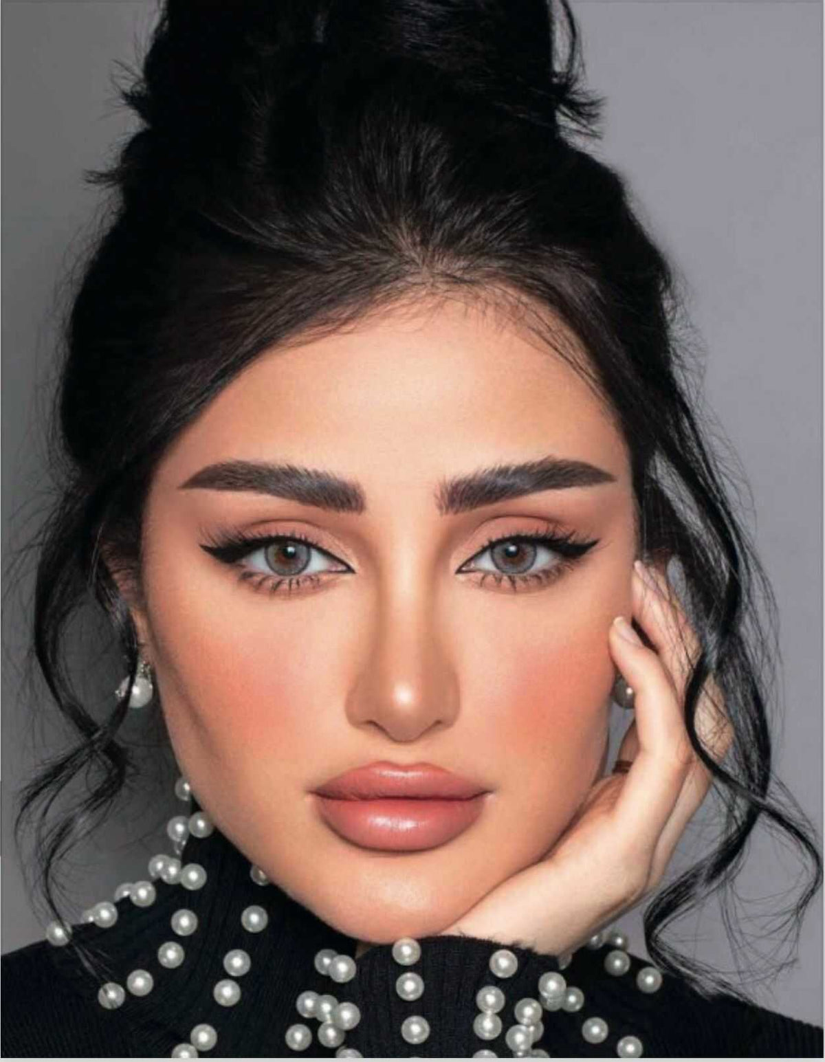 עדשות לעיניים + תמיסה רב תכליתית + מסכת זהב לפנים מתנה LOROYAL